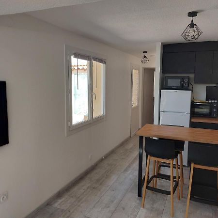 Appartement T2 Agde Centre A 10 Mn Des Plages Buitenkant foto