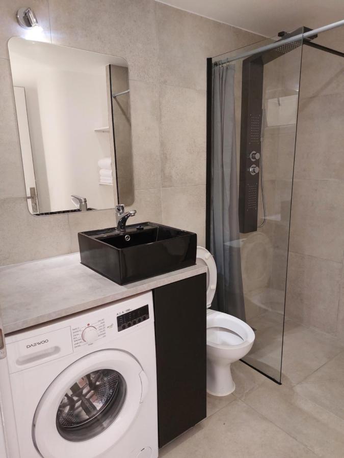 Appartement T2 Agde Centre A 10 Mn Des Plages Buitenkant foto