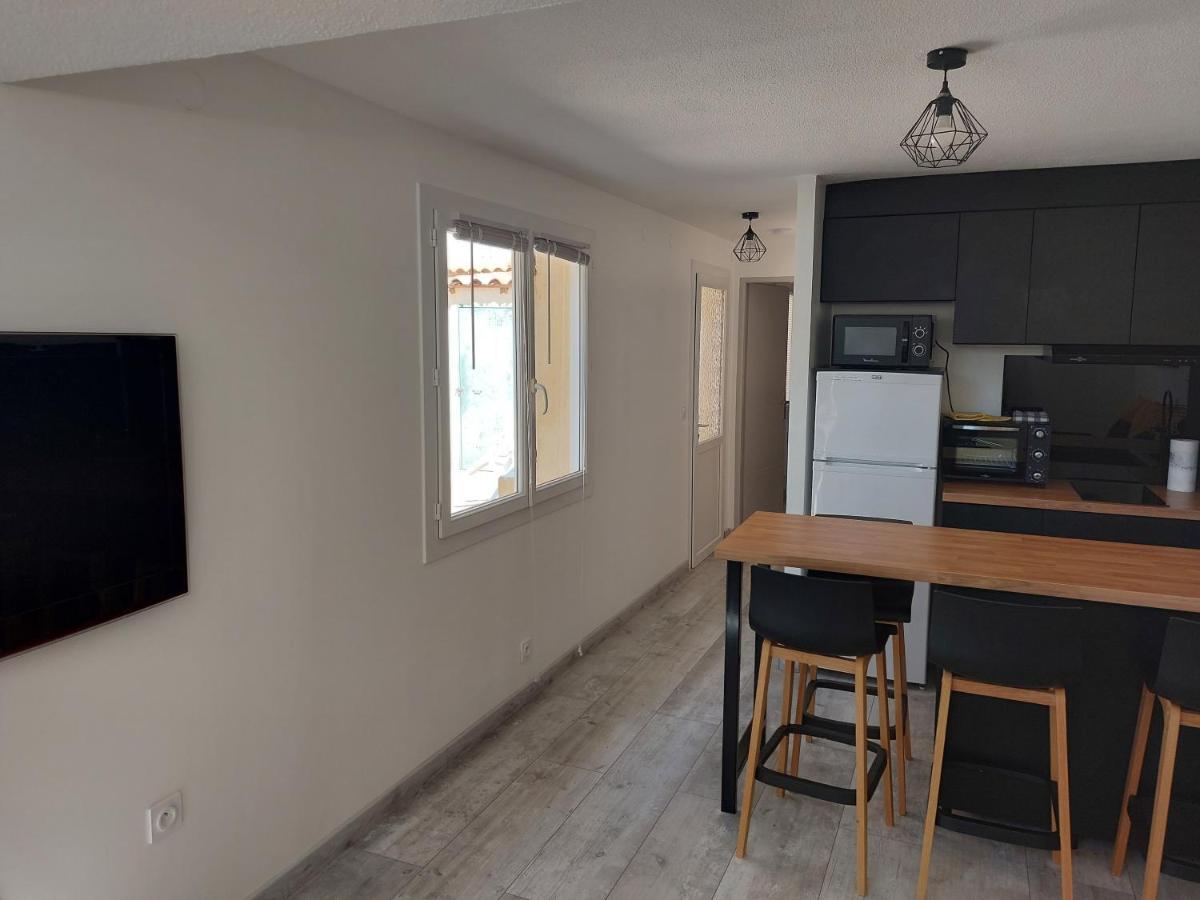 Appartement T2 Agde Centre A 10 Mn Des Plages Buitenkant foto