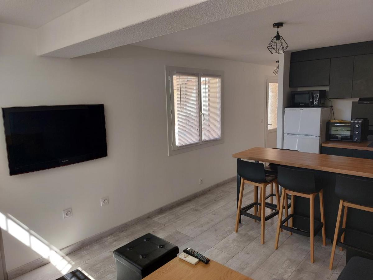 Appartement T2 Agde Centre A 10 Mn Des Plages Buitenkant foto
